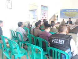 Bhabinkamtibmas Menghadiri Pelantikan Angota BPD antar waktu Desa Mekarjaya Kecamatan Sumedang Utara