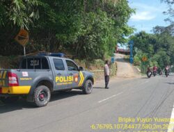 antisipasi terjadinya C3 (Curas,Curat, dan Curanmor) Polsek Tanjungmedar Polres Sumedang Polda Jabar melaksanakan KRYD siang hari