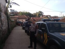 KAPOLSEK SUKASARI BESERTA ANGGOTA SAMAPTA POLSEK SUKASARI MELAKSANAKAN PATROLI SIANG HARI KE TEMPAT TEMPAT RAWAN GANGGUAN KAMTIBMAS DI WILAYAH KECAMATAN SUKASARI