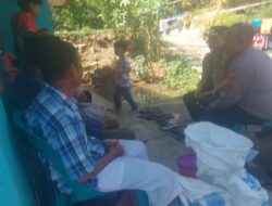 Hati berduka,Kapolsek Tanjungkerta menghadiri Takziah di desa Awilega
