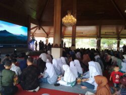 Bhabinkamtibmas Monitoring kegiatan Peringatan 1 Muharram 1446 H Dan Santunan Anak Yatim Tahun 2024 di Pusat Pemerintahan Kabupaten Sumedang