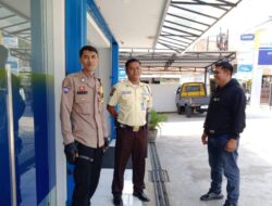 Polsek Tanjungkerta mengantisipasi keamanan demi masyarakat,Anggota Polsek Tanjungkerta Polres Sumedang Polda Jabar Laksanakan patroli di siang hari