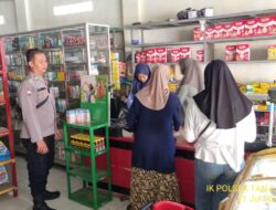 Aipda Vera Kusnandar bersama Bripka Dani Santika melaksanakan sambang/silatrahmi Kamtibmas dan dumas keliling dalam rangka BEYOND TRUST PRESISI