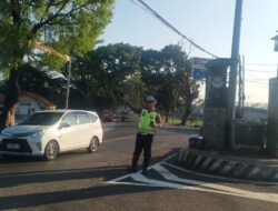 Panit Lantas Polsek Tomo Laksanakan Patroli Rutin Antisipasi Kemacetan dan Laka Lantas.