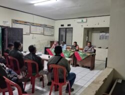 Kanit Binmas Polsek Tanjungkerta Dan Babinsa Tanjungkerta Hadiri Rapat Koordinasi Penyelenggaraan Pemerintahan Desa Cipanas