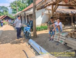 Aipda Tata Sasmita bersama Bripka Agus Sukmana melaksanakan sambang/silatrahmi Kamtibmas dan dumas keliling dalam rangka BEYOND TRUST PRESISI