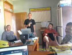 Bripka Yuyun Yuwana melaksanakan sambang/silatrahmi kamtibmas