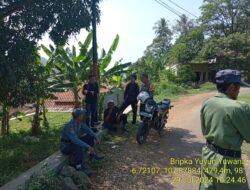 Bripka Yuyun Yuwana melaksanakan sambang/silatrahmi Kamtibmas dan dumas keliling dalam rangka BEYOND TRUST PRESISI di wilayah Kec. Tanjungmedar