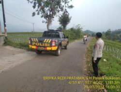 KAPOLSEK SUKASARI BESERTA ANGGOTA SAMAPTA POLSEK SUKASARI MELAKSANAKAN PATROLI SIANG HARI KE TEMPAT TEMPAT RAWAN GANGGUAN KAMTIBMAS DI WILAYAH KECAMATAN SUKASARI