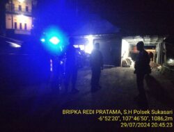 Anggota Unit Samapta Polsek Sukasari Rutin Laksanakan Patroli KRYD Blue Light / Malam hari di Wilayah Kecamatan Sukasari Kabupaten Sumedang