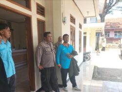 Anggota Bhabinkamtibmas Polsek Tanjungkerta Berikan Himbauan Kamtibmas kepada masyarakat Terkait Bahayanya Perjudian Online di Wilayah Tanjungkerta