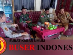 Babinsa Monitoring Rapat koordinasi Permasalahan Desa bersama perangkat dan tokoh masyarakat