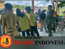 Babinsa Monitoring Kegiatan Posyandu Lansia di Kantor Desa Karangan