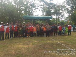 Kapolsek Ganeas Hadiri Pembukaan Turnamen Sepakbola Antar Desa Tingkat SD di Lapangan Kosambi Desa Sukawening Kecamatan Ganeas