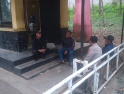 KAPOLSEK SUKASARI BESERTA ANGGOTA SAMAPTA POLSEK SUKASARI MELAKSANAKAN PATROLI SIANG HARI KE TEMPAT TEMPAT RAWAN GANGGUAN KAMTIBMAS DI WILAYAH KECAMATAN SUKASARI