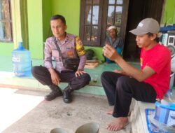 Bhabinkamtibmas Sambangi Warga Desa Sukamantri
