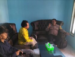 Bhabinkamtibmas Desa Tanjungmekar Sambangi Warga Desa Binaanya