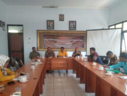Kapolsek Tanjungkerta Hadiri Rapat Minggon Persiapan HUT RI ke-79