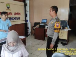 Aiptu Iwan Kurniawan bersama Bripka Dani Santika sambangi warga masyarakat serta dumas keliling dalam rangka BEYOND TRUST PRESISI
