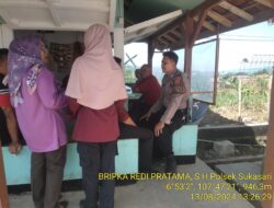 KAPOLSEK SUKASARI BESERTA ANGGOTA SAMAPTA POLSEK SUKASARI MELAKSANAKAN PATROLI SIANG HARI KE TEMPAT TEMPAT RAWAN GANGGUAN KAMTIBMAS DI WILAYAH KECAMATAN SUKASARI