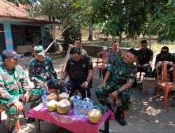 Komandan Kodim 0610/Sumedang Letkol Kav Christian Gordon Rambu. M.Si.(Han) melaksanakan Peninjauan Pekerjaan RUTILAHU milik Ibu Iin Casinah(61)
