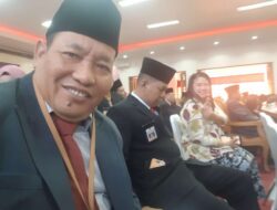 Sekcam kecamatan Nusawungu menghadiri Acara sidang paripurna DPRD