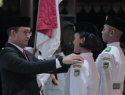 Pj Bupati Kukuhkan 30 Personil Pasukan Paskibraka Banyumas 2024