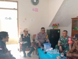 Sinergitas TNI – Polri Bhabinkamtibmas Dengan Babinsa Desa Kebonjati Laksanakan Anjangsana Silaturahmi ke Perangkat Desa