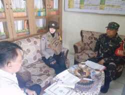 Sinergitas TNI – Polri Bhabinkamtibmas dan Babinsa Desa Jatimulya Laksanakan Sambang Silaturahmi Khamtibmas