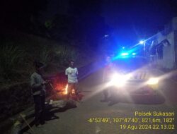 Anggota Unit Samapta Polsek Sukasari Rutin Laksanakan Patroli KRYD Blue Light / Malam hari di Wilayah Kecamatan Sukasari Kabupaten Sumedang
