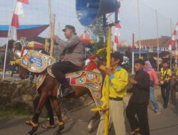 Kegiatan Pawai Pembangunan untuk Meriahkan HUT RI ke-79 di Desa Kamal Kecamatan Tanjungmedar