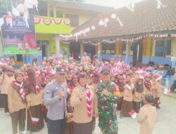 Bhabinkmatibmas Desa Rancamulya Monitoring Kegiatan Karnaval SDN Rancapurut  Dalam Rangka Hari Pramuka