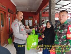 Bhabinkamtibmas Desa Mulyasari Monitoring Pembagian Bantuan Nutrisi Tambahan Bagi Balita Stunting dari BKKBN (Badan Kependudukan Keluarga Berencana Nasional)