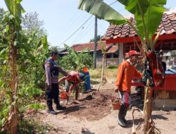 Bhabinkamtibmas Desa Karyamukti Aktif Sambangi Warga Binaan.