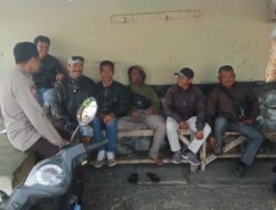 Bhabinkamtibmas Desa Sukarapih Melaksanakan Giat Sambang Dan Silaturahmi Kepada Warga masyarakat.