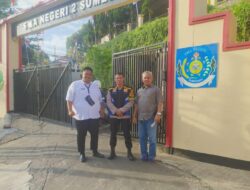 Aiptu Roni Tarki Laksanakan Sambang dan Silaturahmi kepada Staf pengajar SMAN 2 Sumedang Dalam Rangka Pelaksanaan Beyond Trust Presisi Polri