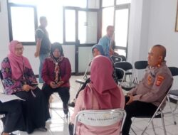Jum’at Curhat bareng Kapolsek Tanjungkerta, Bersama Warga