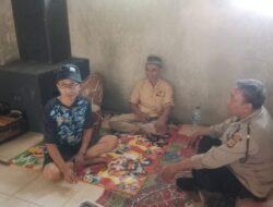 Kanit Binmas / Bhabinkamtibmas Sambangi Warga Desa Cipanas