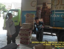 Aiptu Iwan Kurniawan bersama Bripka Dani Santika sambangi warga masyarakat