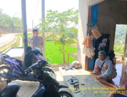 Aipda Tata Sasmita bersama Bripka Agus Sukmana Laksanakan Sambang Kamtibmas dan Dumas Keliling di Tanjungmedar dalam Rangka BEYOND TRUST PRESISI