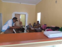 Bhabinkamtibmas Desa Mulyamekar Sambangi Warga Desa Binaanya