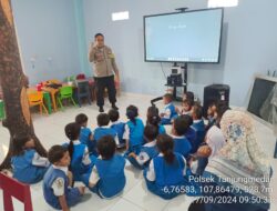 Kegiatan Sambang Kamtibmas di TK Mukti Mandiri Desa Sukamukti