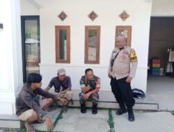 Bhabinkamtibmas Desa Gunturmekar Sambangi Warga Desa Binaanya