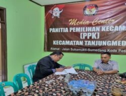 Sosialisasi Pemilihan Gubernur, Wakil Gubernur Jawa Barat, serta Bupati dan Wakil Bupati Sumedang oleh Polsek Tanjungmedar