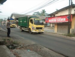 Kanit Binmas Polsek Tanjungkerta dan Babinsa Koramil Tanjungkerta Hadiri Kegiatan Maulid Nabi Muhammad SAW 1445 H dan Silaturahmi Kamtibmas