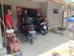 Aipda Edi Hidayat Bersama Bripka Agus Sukmana Laksanakan Sambang Kamtibmas dan Dumas Keliling di Tanjungmedar dalam Rangka BEYOND TRUST PRESISI