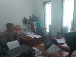Bhabinkamtibmas Desa Kertamekar Sambangi Warga Desa Binaanya