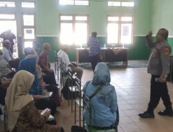 Jum’at Curhat bareng Kapolsek Tanjungkerta, Bersama Warga