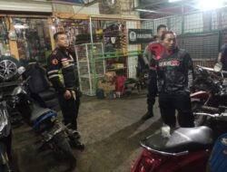 Anggota Unit Samapta Polsek Sukasari Laksanakan Patroli KRYD Blue Light / Malam hari di Wilayah Kecamatan Sukasari Kabupaten Sumedang