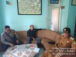 Aipda Tata Sasmita bersama Bripka Agus Sukmana melaksanakan sambang/silatrahmi kamtibmas